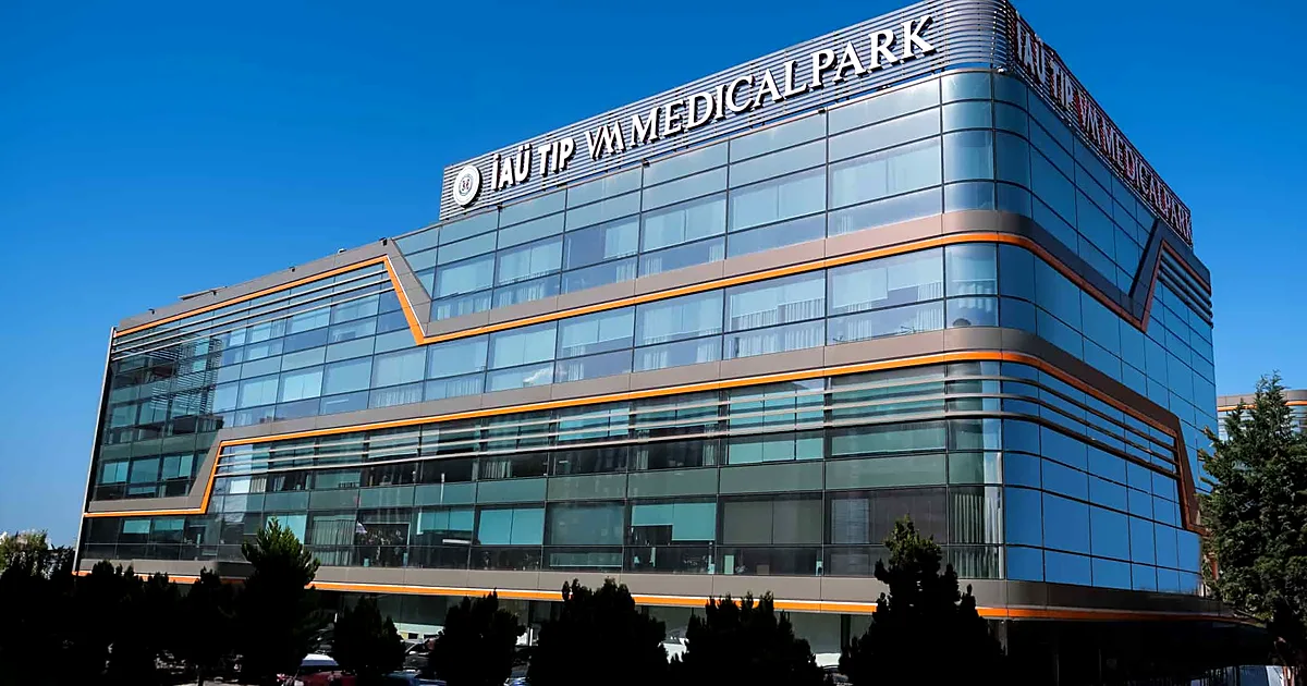 İstanbul Aydın Üniversitesi Medical Park Florya Hastanesi binası, Küçükçekmece, İstanbul