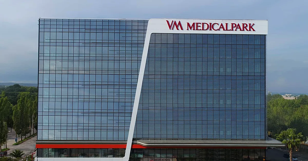 Medical Park Mersin Hastanesi binası, Mezitli, Mersin